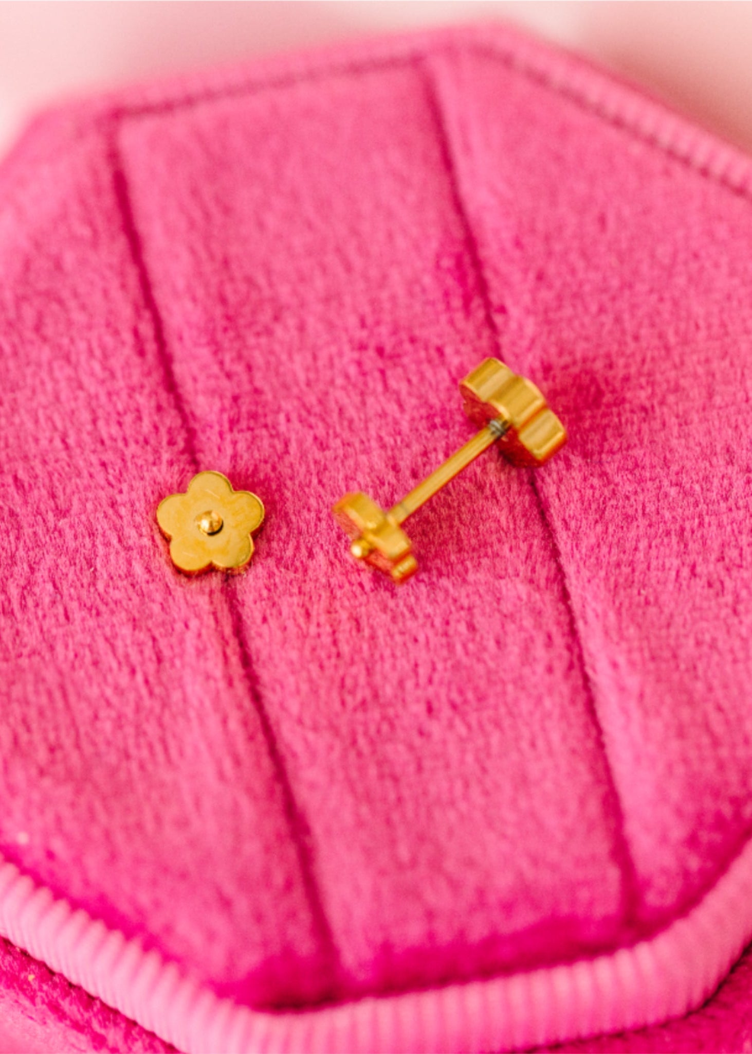 tiny flower high-quality stud earrings