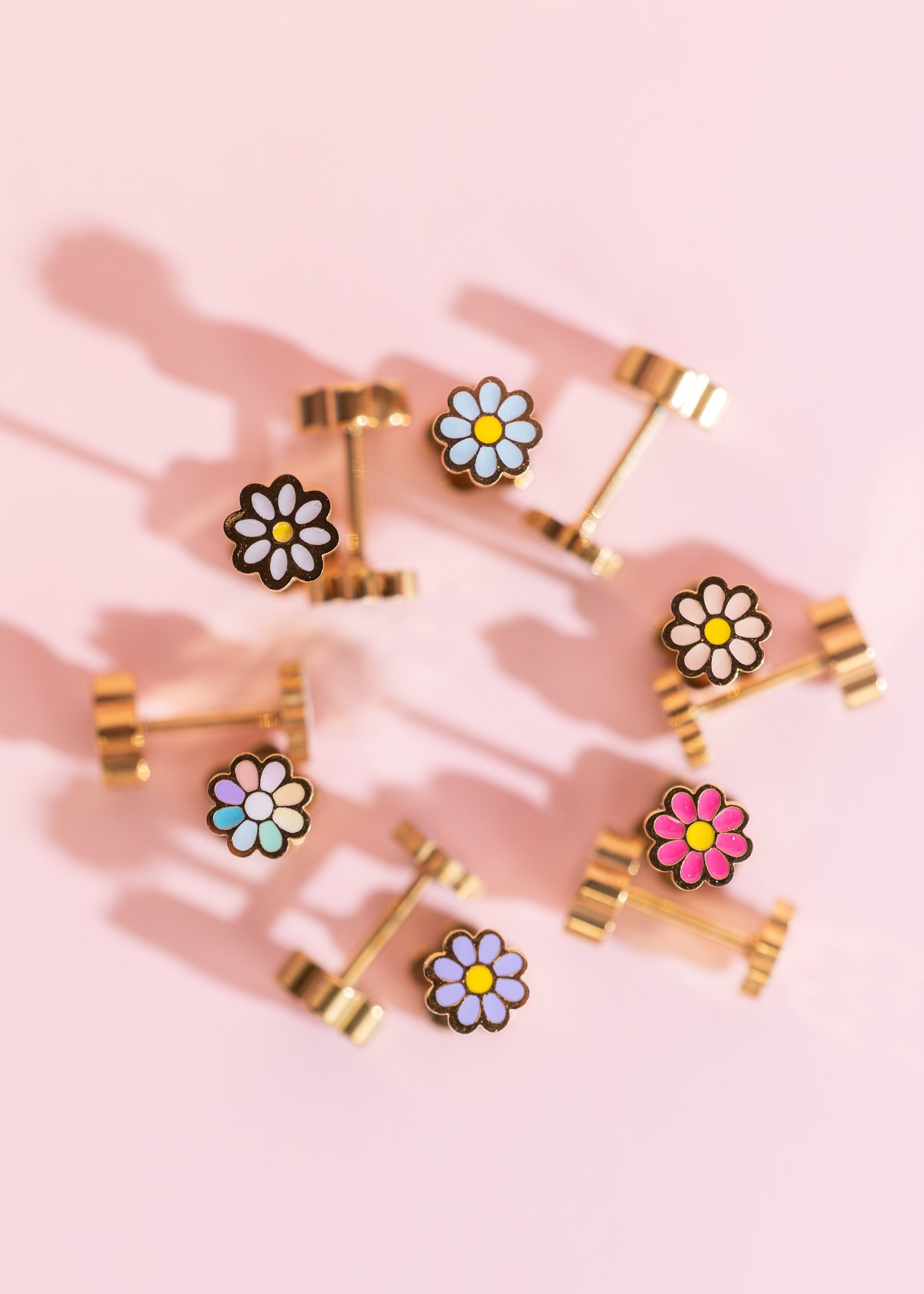 Tiny Pink Daisy