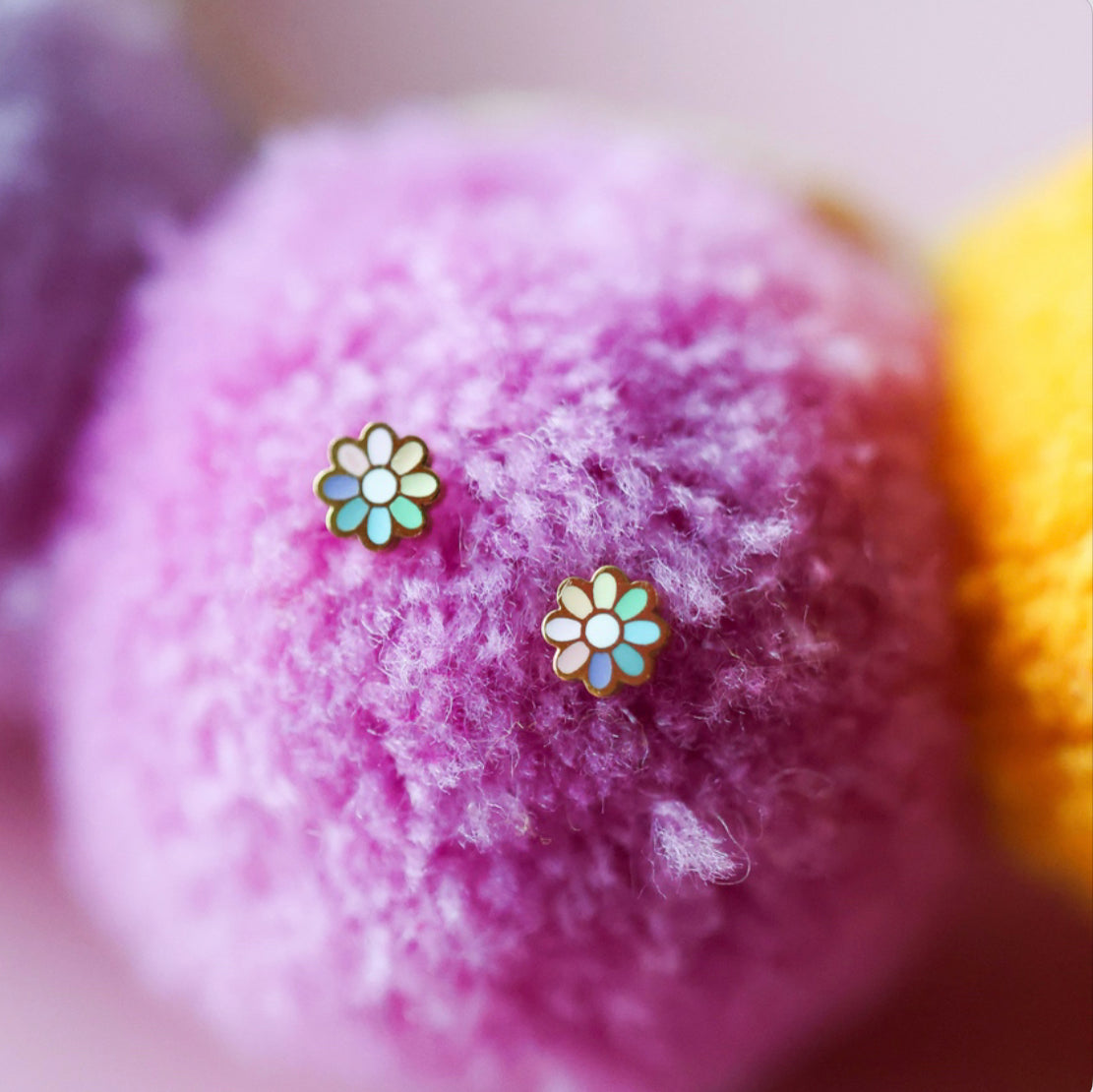 Rainbow Tiny Daisies (PREORDER)