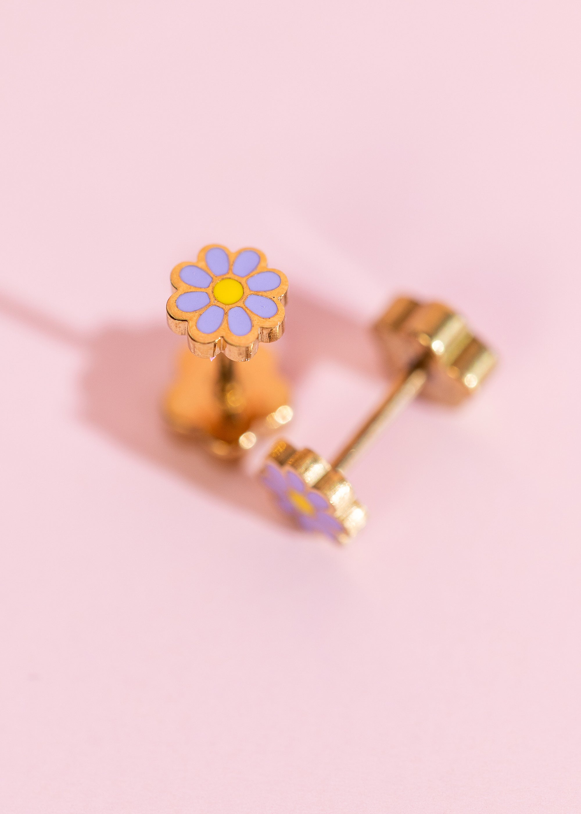 Tiny Periwinkle Daisy