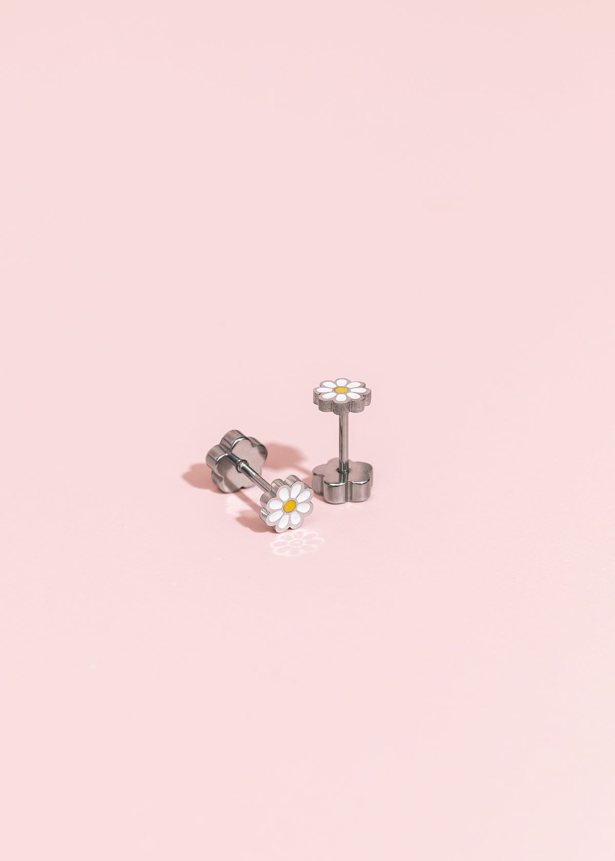 Silver Tiny White Daisy