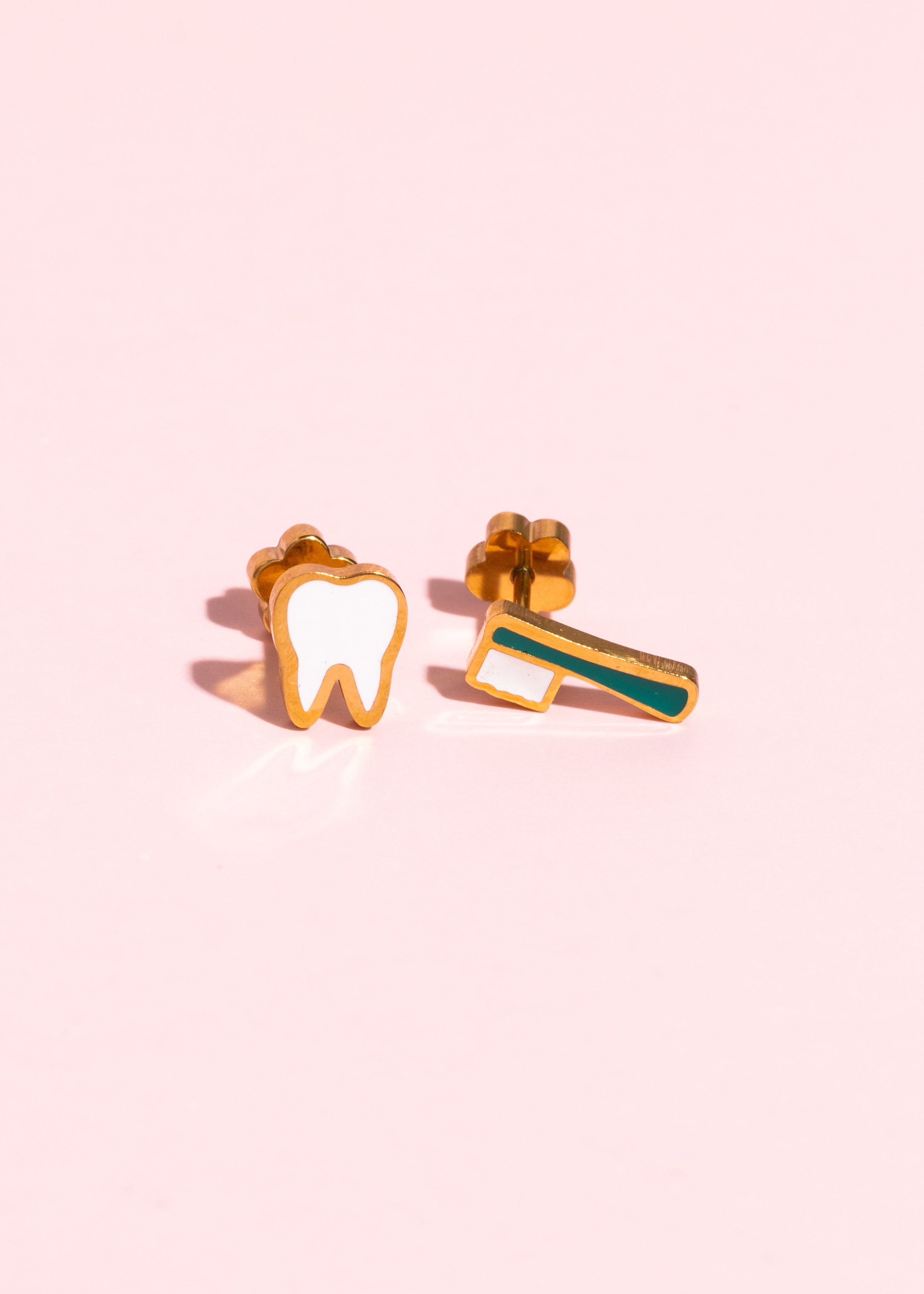 Tooth & Toothbrush