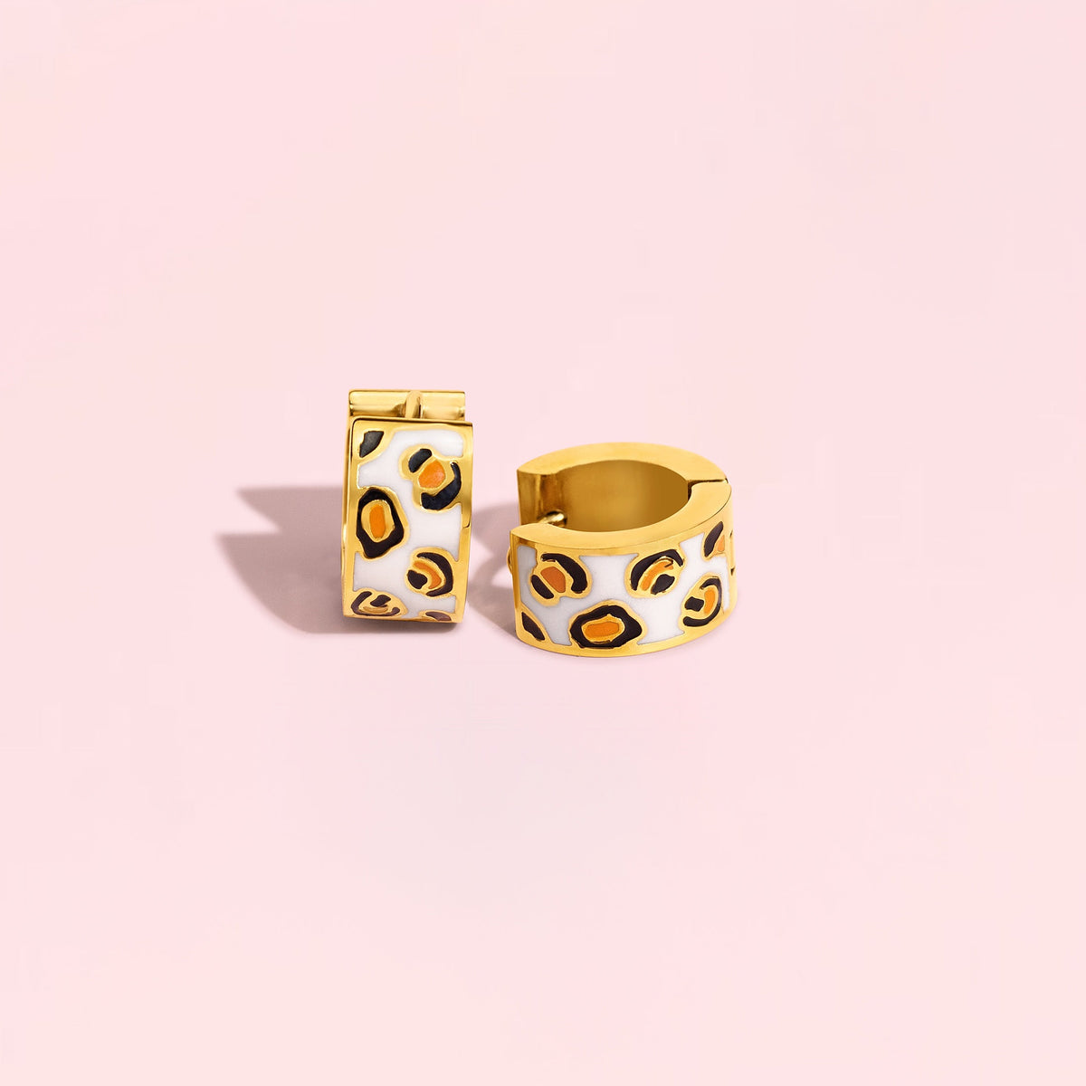 Colored Cheetah Print Huggies
