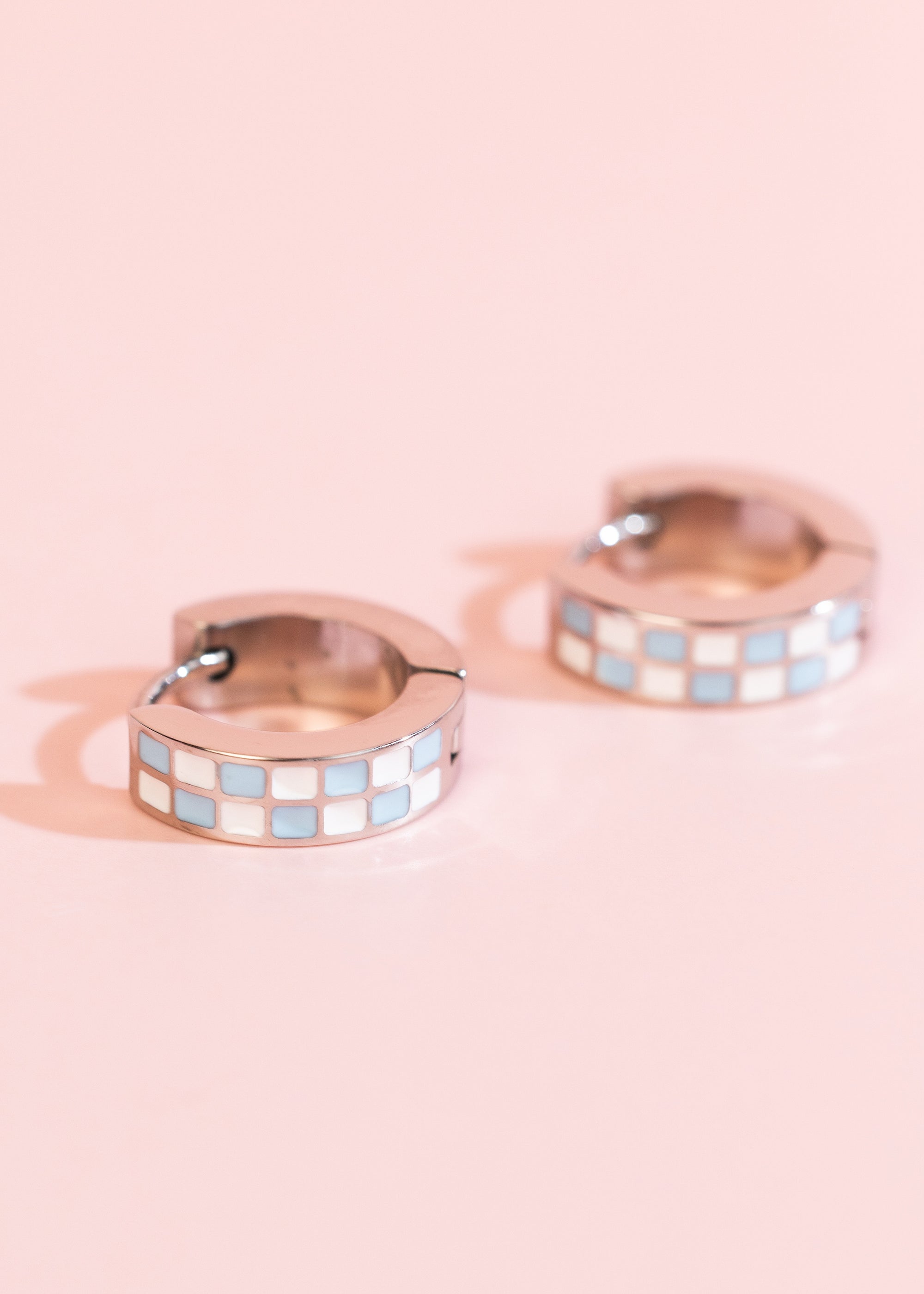 Silver Light Blue Checkered Huggies