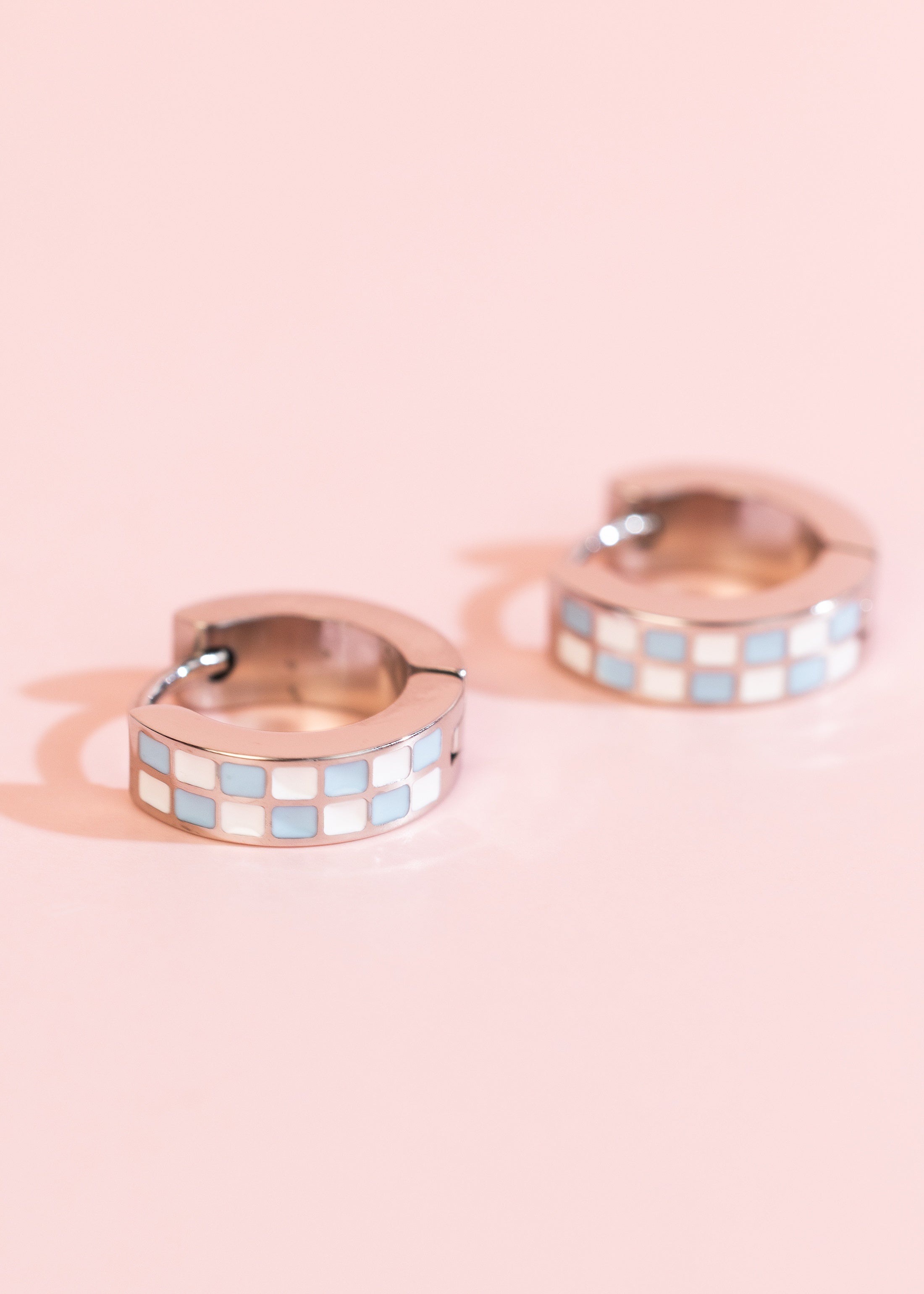 Silver Light Blue Checkered Huggies