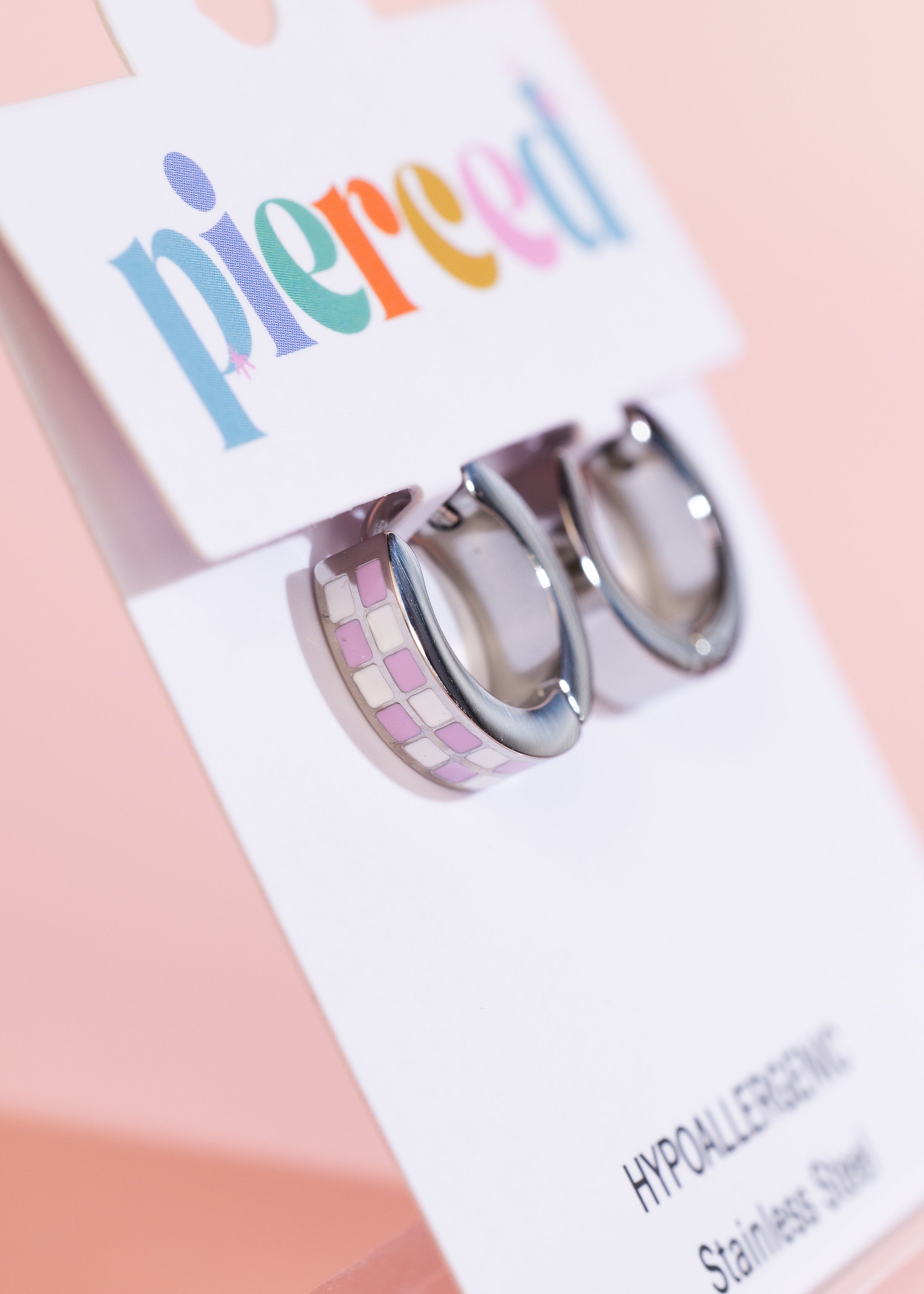 Silver Lilac Checkered Huggies