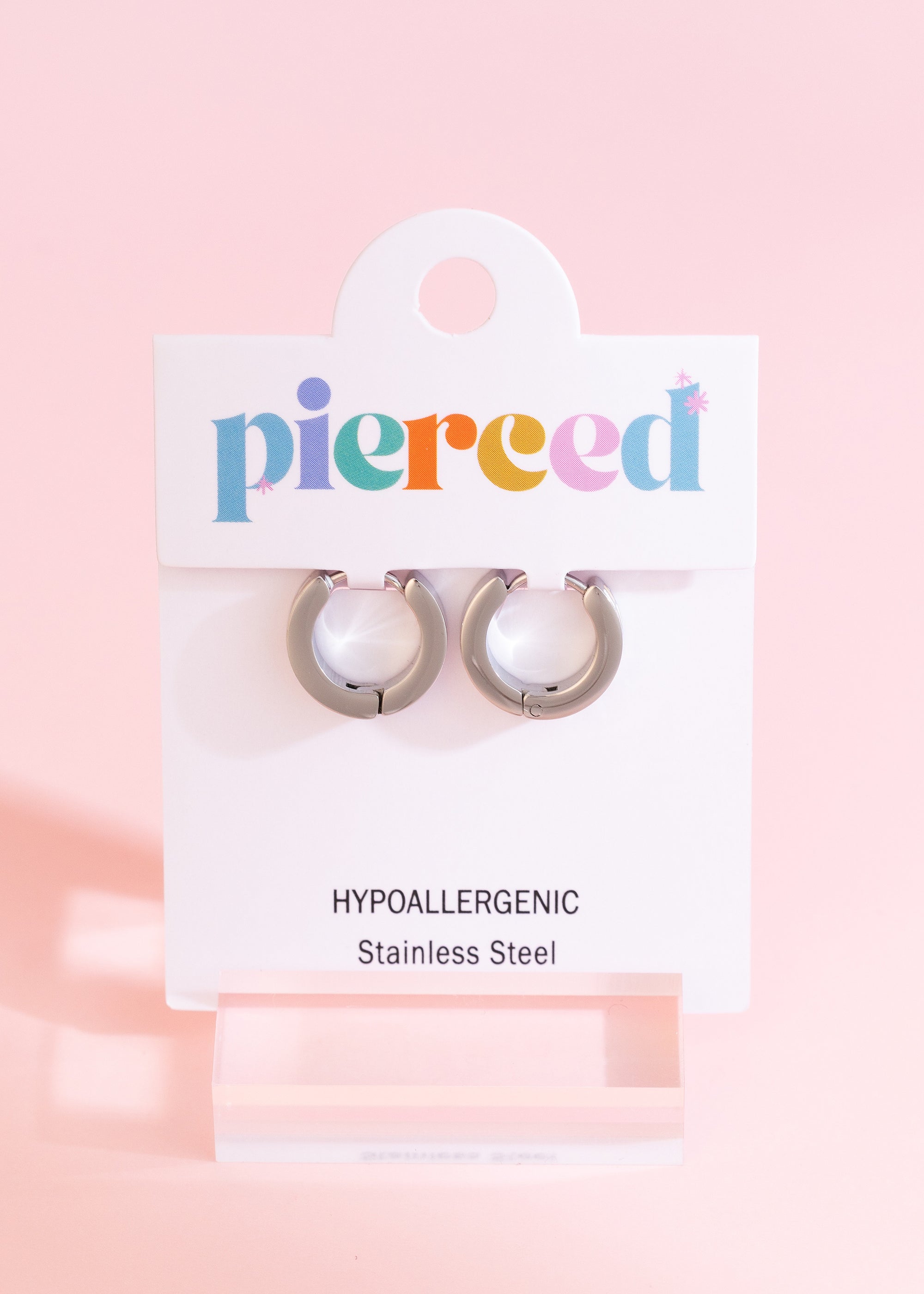 Silver Peach Checkered Huggies