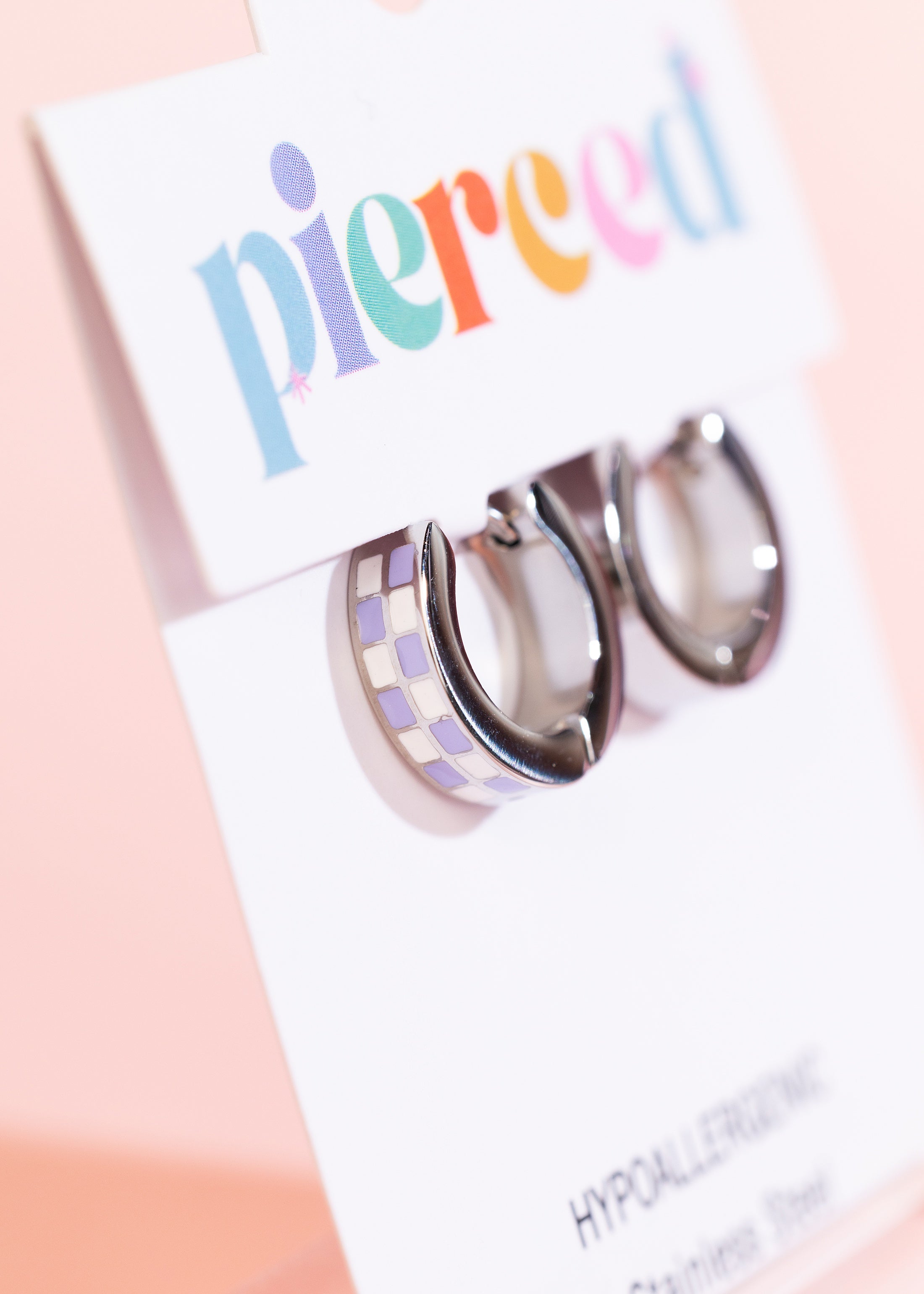 Silver Periwinkle Checkered Huggies